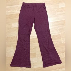 Wool flared leggings (dark magenta)